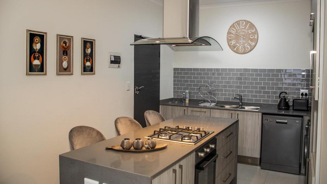 Fumo House Lifestyle Apartments Midrand Buitenkant foto