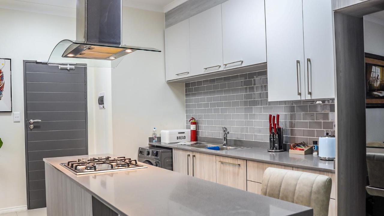 Fumo House Lifestyle Apartments Midrand Buitenkant foto